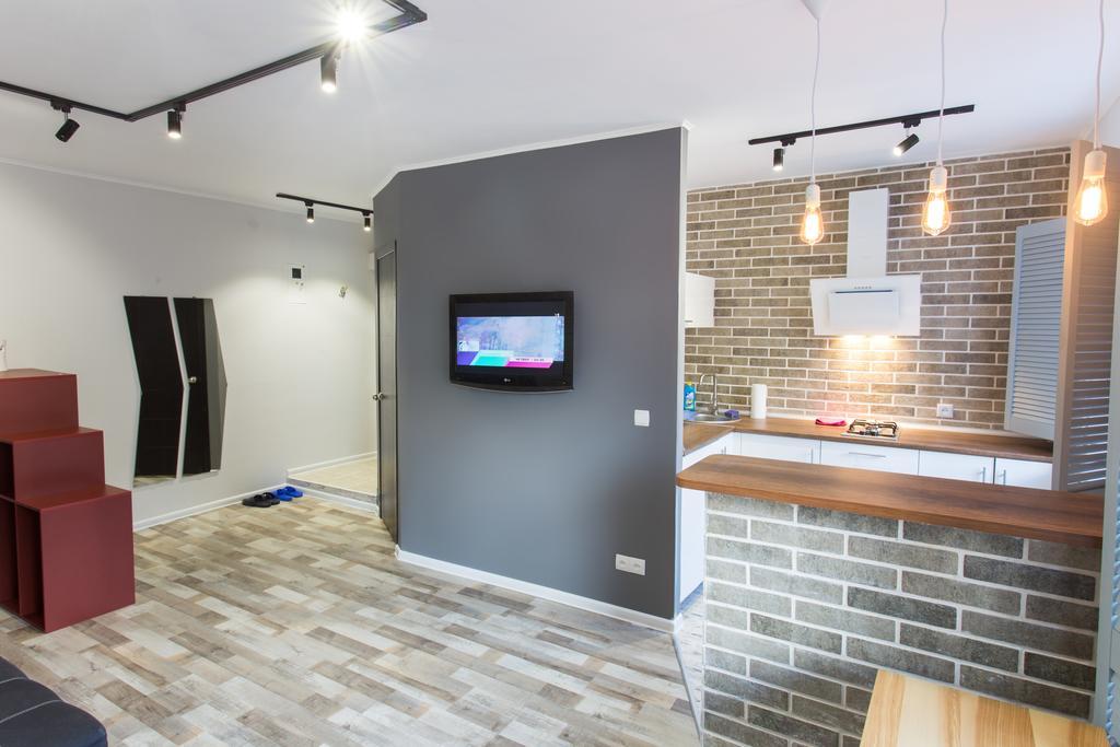 Loft Apartment Near Botanical Garden Harkiv Exterior foto