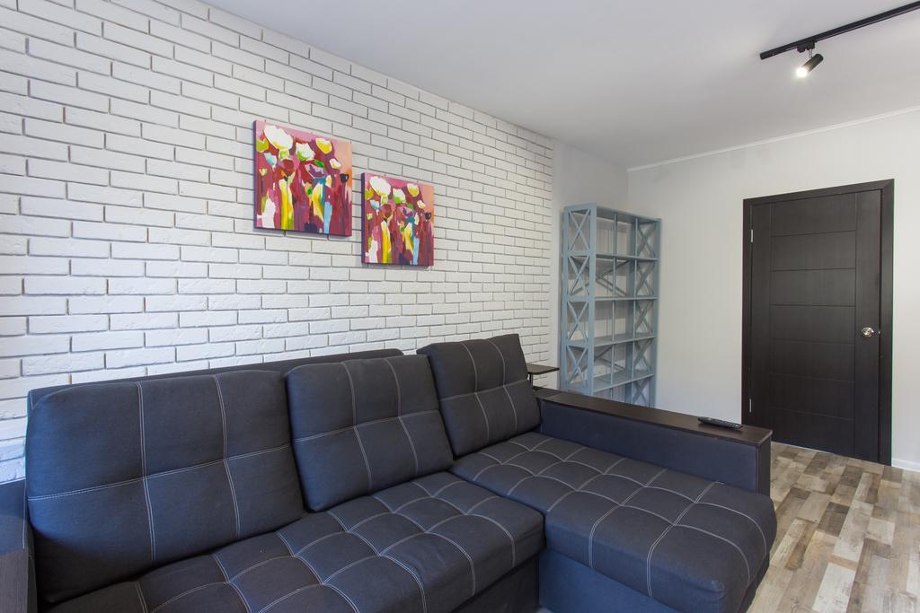 Loft Apartment Near Botanical Garden Harkiv Exterior foto